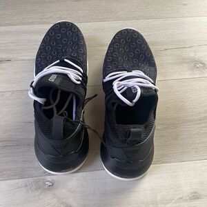 Guess sneakers gmsulman-r mens 10.5 Blk Nwt